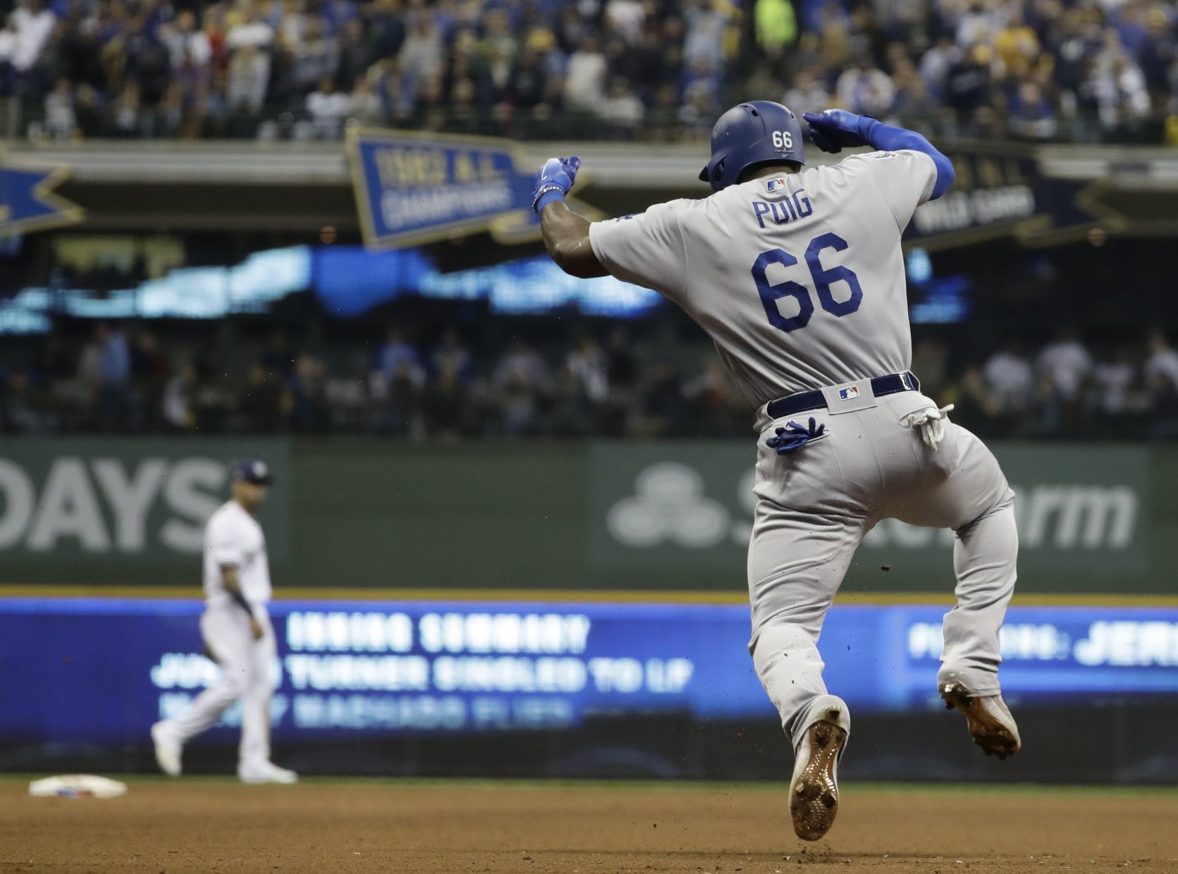 Dodgers 5, Brewers 1